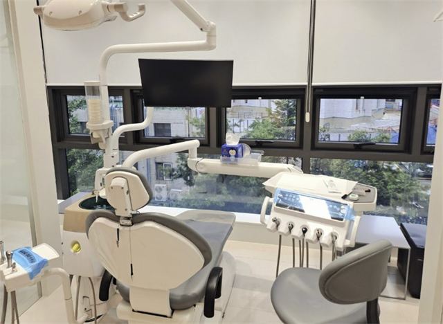 A Plus Dental Clinic — 施術室