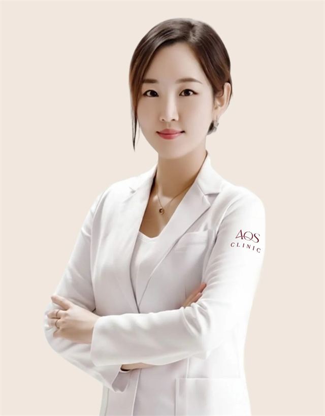Park Yoon-soo — Art of Shine Skin Clinic