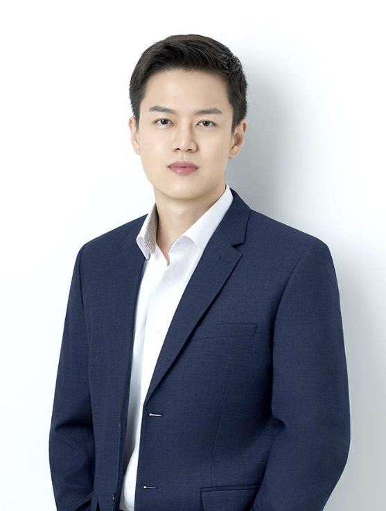 Dr. Na Hyeon Seong of BBAE Clinic