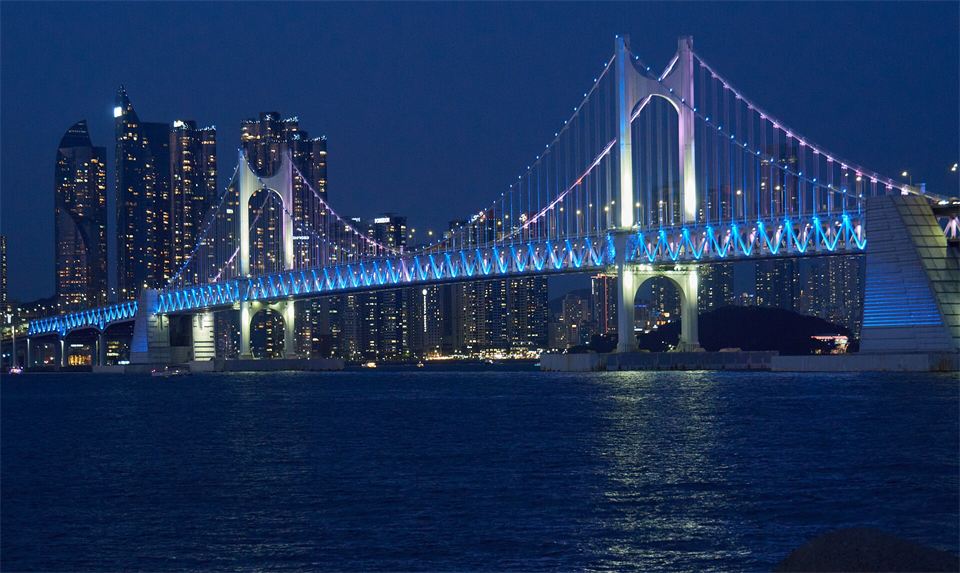 Gwangan Bridge and Gwangalli in Busan at night