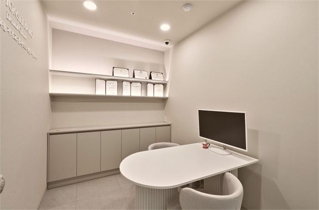 Isu Yonsei Baro Orthodontics — 咨询室