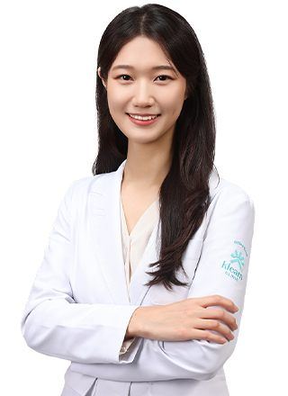 Portrait of Dr. Lee Min Jin, doctor at Kleam Skin Clinic Myeongdong