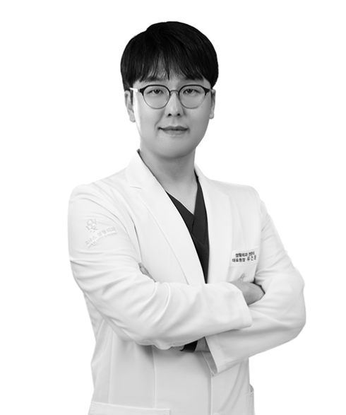 오닉스성형외과의원 유건운 대표원장 프로필 사진