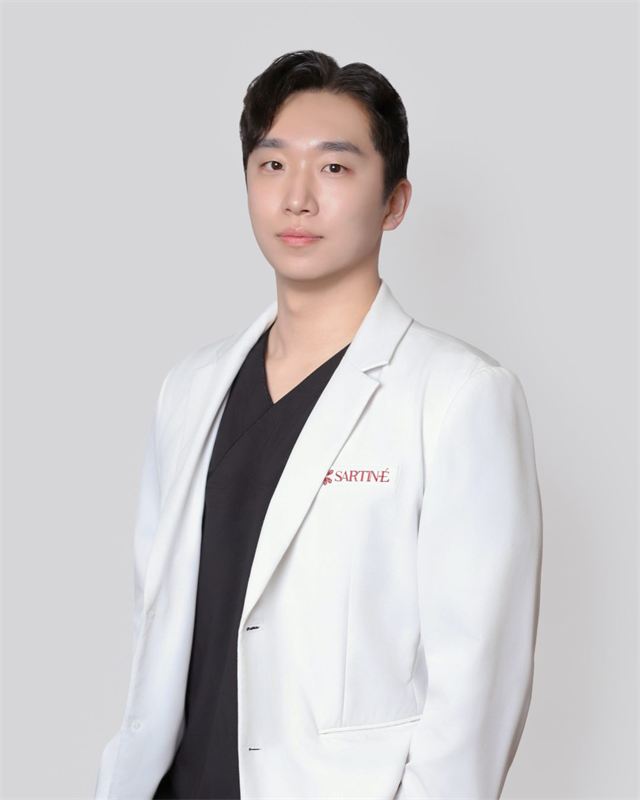 Dr. Jang Han-jae, director at Sartine Skin Clinic
