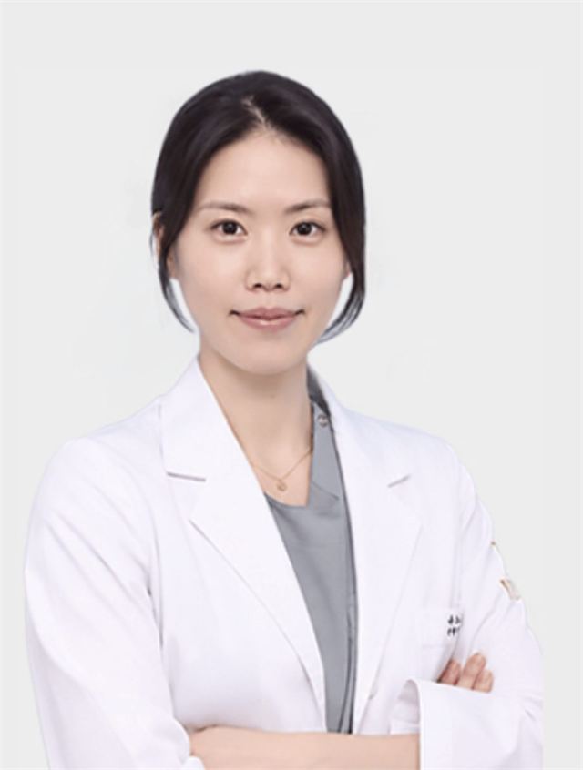 Moon Sun Young — YUNO Plastic Surgery
